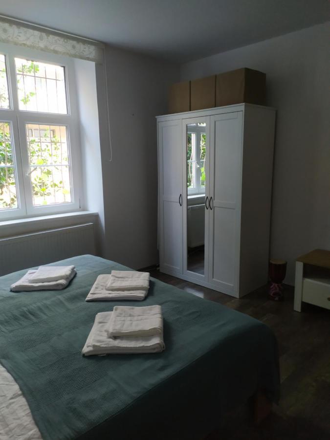 Pisqor Apartment - Self Check-In Bratislava Extérieur photo